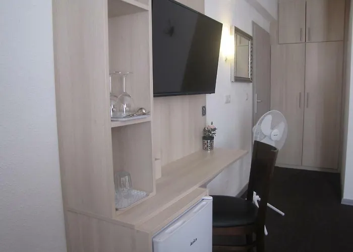 Hotel Milano 3*